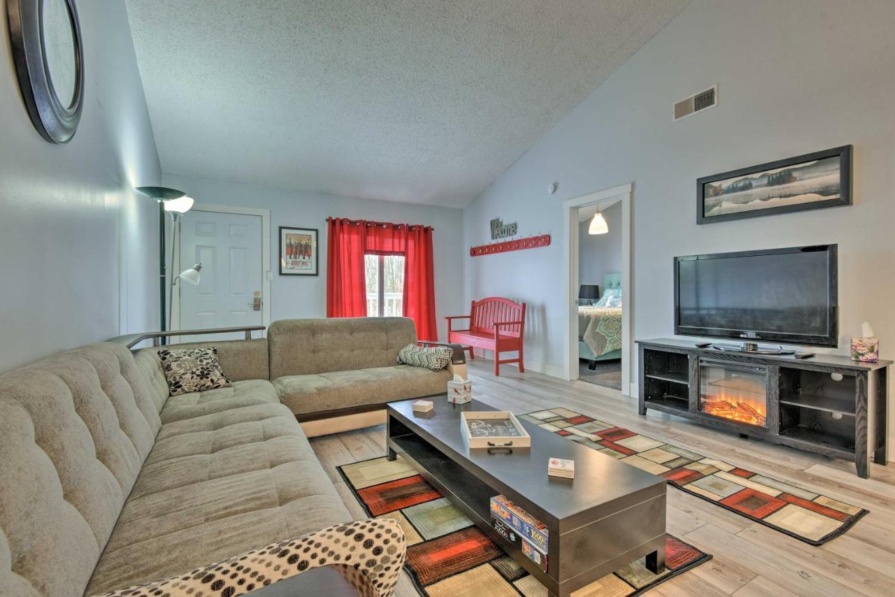 Mount Pocono Condo With Balcony, Near Mt Airy Casino Exterior photo