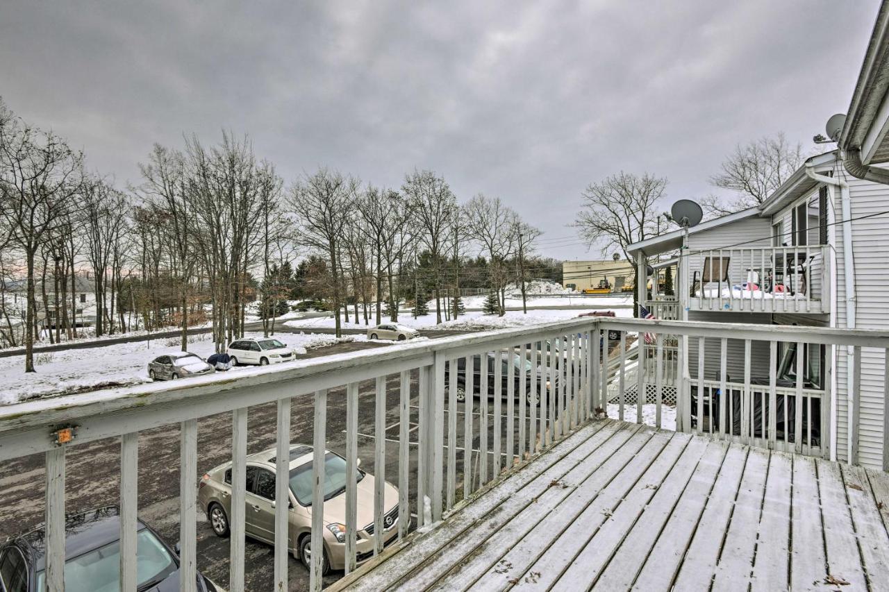 Mount Pocono Condo With Balcony, Near Mt Airy Casino Exterior photo